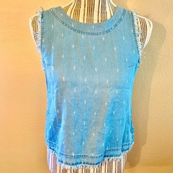 Thread + Supply Top XS Blue Chambray White pattern Sleeveless Cropped Raw Hem - Picture 1 of 12